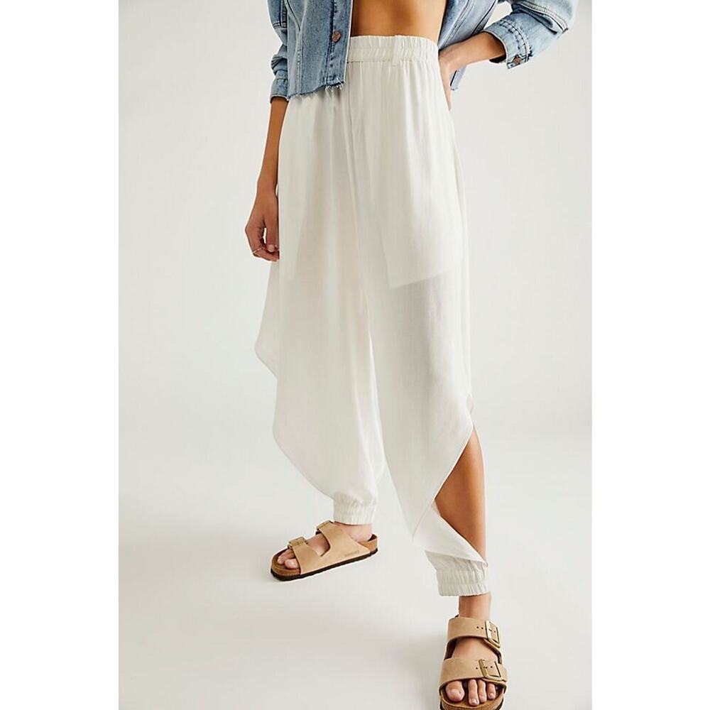 Nicholas K Citra Pants Size Medium White Cutout Pants